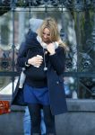 Amsterdam 25 november 2015
Lieke v Lexmond met zoontje Vic aan de wandel.