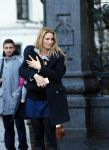 Amsterdam 25 november 2015
Lieke v Lexmond met zoontje Vic aan de wandel.
