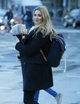 Amsterdam 25 november 2015
Lieke v Lexmond met zoontje Vic aan de wandel.