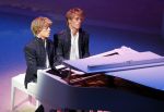 Amsterdam 23 november 2015 
Irene v d Laar stapt uit taxi.5 jaar nieuwe de la mar en 15 jaar de joop en Janine v d Ende foundation.  Lucas Jussen en broer Arthur Jussen achter de piano