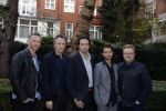 Amsterdam 20 november 2015 
Gigi Ravelle met haar vriend Roger Hodenius aan het winkelen.Presentatie cast Manneharten 2 met Daan Schuurmans, Barry Atsma, Jeroen Spitzenberger, Fabian Jansen en Mingus Dagelet.