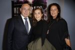 Haarlem 29 november 2015
Premiere Willem Ruis in de schouwburg van Haarlem.
Michael v Praag met zijn vrouw en dochter