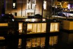 Amsterdam 20 november 2015 
De woonboot / woonark van Noortje Gerlaar vdie te koop staat