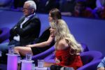 Aalsmeer 27 november 20152e en laatste aflevering van sbs6 programma mindmasters met oa Peter R de Vries Sabia Boulahrouz Patty Brard Patricia Paay Boer Geert en Maarten v d Weijden. Kim Lian v d Meij presenteert het programma. Wegens tegenvallende kijkcijfers werd het programma na twee afleveringen van de tv gehaald. sabia haar drie kinderen Katharina Amaya en Daamin waren aanwezig met de tante (aupair) van Sabia