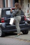 Amsterdam 18 november 2015
Patty Brard doet boodschappen in haar patmobile