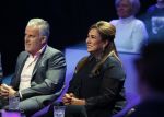 Aalsmeer 27 november 20152e en laatste aflevering van sbs6 programma mindmasters met oa Peter R de Vries Sabia Boulahrouz Patty Brard Patricia Paay Boer Geert en Maarten v d Weijden. Kim Lian v d Meij presenteert het programma. Wegens tegenvallende kijkcijfers werd het programma na twee afleveringen van de tv gehaald. sabia haar drie kinderen Katharina Amaya en Daamin waren aanwezig met de tante (aupair) van Sabia