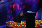 Aalsmeer 27 november 20152e en laatste aflevering van sbs6 programma mindmasters met oa Peter R de Vries Sabia Boulahrouz Patty Brard Patricia Paay Boer Geert en Maarten v d Weijden. Kim Lian v d Meij presenteert het programma. Wegens tegenvallende kijkcijfers werd het programma na twee afleveringen van de tv gehaald. sabia haar drie kinderen Katharina Amaya en Daamin waren aanwezig met de tante (aupair) van Sabia
