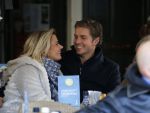 Amsterdam 28 november 2015 
Pieter v d Hoogenband met zijn vriendin Marie JosÃ© Crooijmans op de cornelis schuytstraat