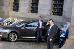 Amsterdam 25 november 2015 
Prins Constantijn arriveert bij het paleis op de dam in zijn auto (audi A6 allroad)
