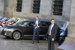 Amsterdam 25 november 2015 
Prins Constantijn arriveert bij het paleis op de dam in zijn auto (audi A6 allroad)