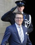 Amsterdam 25 november 2015 
Prins Constantijn arriveert bij het paleis op de dam in zijn auto (audi A6 allroad)
