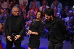 Aalsmeer 20 november 2015
Sabia Boulahrouz zwanger in het programma Mindmasters van SBS6.
Mindmasters Live, Uri Geller, Walter Rolfo, Patty Brard  Wolter Kroes Jochem v Gelder Peter R de Vries Boer geile Geert Monique Smit Patty Brard Kay nambiar en K# Lisa Michels. Kim LIan v d Meij presenteert het in studio Aalsmeer.