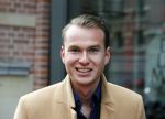 Amsterdam 23 november 2015 
Irene v d Laar stapt uit taxi.5 jaar nieuwe de la mar en 15 jaar de joop en Janine v d Ende foundation. Vincent v d Ende