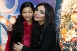 Amsterdam 10 december 2016
Premiere Sing in pathe arena. 
Amanda Balk met haar nichtje Jean Presney en zus