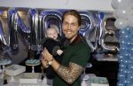 Den Haag 27 november 2016
Babyshower van Andre Hazes Jr. Natuurlijk zijn zijn vader Andre en moeder Monique aanwezig.