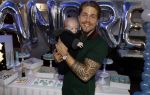 Den Haag 27 november 2016
Babyshower van Andre Hazes Jr. Natuurlijk zijn zijn vader Andre en moeder Monique aanwezig.