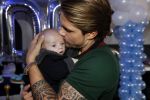 Den Haag 27 november 2016
Babyshower van Andre Hazes Jr. Natuurlijk zijn zijn vader Andre en moeder Monique aanwezig.