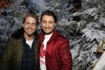 Kaatsheuvel 16 november 2016
Opnames videoclip Toppers met Rene Froger Gerard Joling Jeroen v d Boom Maxim Froger Danny Froger Lee Towers Andre Hazes jr O Gene en Maan. Opnames vonden plaats in de efteling.
