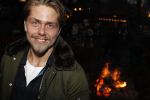 Kaatsheuvel 16 november 2016
Opnames videoclip Toppers met Rene Froger Gerard Joling Jeroen v d Boom Maxim Froger Danny Froger Lee Towers Andre Hazes jr O Gene en Maan. Opnames vonden plaats in de efteling.
