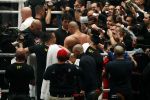 Oberhausen 10 december 2016
Rico Verhoeven wint zijn gevecht met Badr Hari tijdens de GLORY COLLISION in Oberhausen.