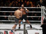 Oberhausen 10 december 2016
Rico Verhoeven wint zijn gevecht met Badr Hari tijdens de GLORY COLLISION in Oberhausen.