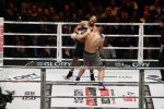 Oberhausen 10 december 2016
Rico Verhoeven wint zijn gevecht met Badr Hari tijdens de GLORY COLLISION in Oberhausen.