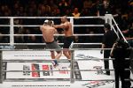 Oberhausen 10 december 2016
Rico Verhoeven wint zijn gevecht met Badr Hari tijdens de GLORY COLLISION in Oberhausen.