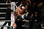Oberhausen 10 december 2016
Rico Verhoeven wint zijn gevecht met Badr Hari tijdens de GLORY COLLISION in Oberhausen.
