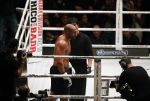 Oberhausen 10 december 2016
Rico Verhoeven wint zijn gevecht met Badr Hari tijdens de GLORY COLLISION in Oberhausen.