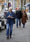 Amsterdam 25 november 2016
Ben Cramer bellend op straat