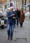 Amsterdam 25 november 2016
Ben Cramer bellend op straat