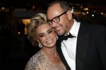 Amsterdam 8 december 2016
15e luxury fair in de RAI. 
Connie Witteman met vriend Eugene v Dun