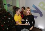 Amsterdam 7 december 2016
Sky radio Christmas tree event met oa Daphne en Emma Deckers Ronald de Boer Gers Pardoel Wilfred Genee Renate Verbaan en Bracha v Doesburgh. Fred v Leer en Manon Meijers zijn de jury. Marlayne Sahupala presenteert het geheel in het college hotel.