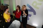 Amsterdam 7 december 2016
Sky radio Christmas tree event met oa Daphne en Emma Deckers Ronald de Boer Gers Pardoel Wilfred Genee Renate Verbaan en Bracha v Doesburgh. Fred v Leer en Manon Meijers zijn de jury. Marlayne Sahupala presenteert het geheel in het college hotel.