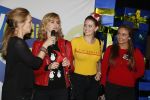 Amsterdam 7 december 2016
Sky radio Christmas tree event met oa Daphne en Emma Deckers Ronald de Boer Gers Pardoel Wilfred Genee Renate Verbaan en Bracha v Doesburgh. Fred v Leer en Manon Meijers zijn de jury. Marlayne Sahupala presenteert het geheel in het college hotel.