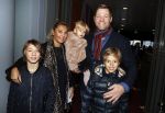 Amsterdam 26 november 2016
20 jaar studio 100 in het ziggodome met oa K3. Dennis v d Geest met vrouw en kinderen