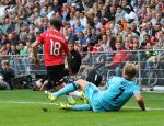 Eindhoven, 18 September 2016 PSV-Feyenoord, eindstand 0-1 Kompetitie Seizoen 2016/2017
Dirk Kuyt Andres Guardado