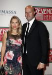 Amsterdam 14 november 2016
Premiere de zevende hemel in theater Carre. Elle v Rijn met vriend