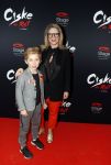Amsterdam 20 november 2016
Premiere Ciske de Rat in het nieuwe de la mar theater. Fiona Hering met zoon