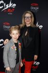 Amsterdam 20 november 2016
Premiere Ciske de Rat in het nieuwe de la mar theater. Fiona Hering met zoon