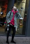 Amsterdam 7 december 2016
Fred v Leer bellend op de pc hooftstraat