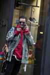 Amsterdam 7 december 2016
Fred v Leer bellend op de pc hooftstraat