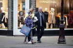 Amsterdam 10 december 2016
Frits Kroymans met zijn ex vriendin Nynke Wynia op de cornelis schuytstraat.