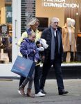 Amsterdam 10 december 2016
Frits Kroymans met zijn ex vriendin Nynke Wynia op de cornelis schuytstraat.