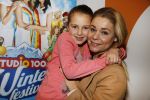 Amsterdam 26 november 2016
20 jaar studio 100 in het ziggodome met oa K3. Froukje de Both met dochter