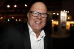 Amsterdam 8 december 2016
15e luxury fair in de RAI. Gaston Starreveld met vrouw en dochters