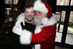 Amsterdam 7 december 2016
Sky radio Christmas tree event met oa Daphne en Emma Deckers Ronald de Boer Gers Pardoel Wilfred Genee Renate Verbaan en Bracha v Doesburgh. Fred v Leer en Manon Meijers zijn de jury. Marlayne Sahupala presenteert het geheel in het college hotel.