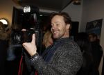 Amsterdam 22 november 2016
Presentatie Amsterdam XXXL magazine uitgegeven door Mark Teurlings bij gassan diamonds.
Gijs Staverman met canon camera