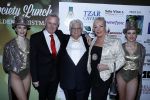 Den Haag 12 december 2016
Society lunch in crown plaza hotel. Tony Tetro met Harry Mens en Viola Holt