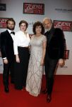 Amsterdam 14 november 2016
Premiere de zevende hemel in theater Carre. Henriette Tol met gezin